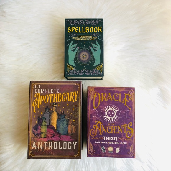 Halloween Decor Books 3 pk - Picture 2 of 16